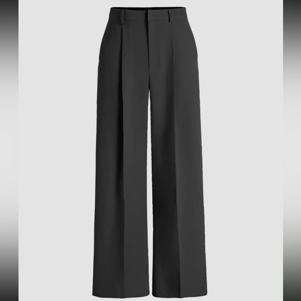 039 Solid Pleated Straight Leg Pants